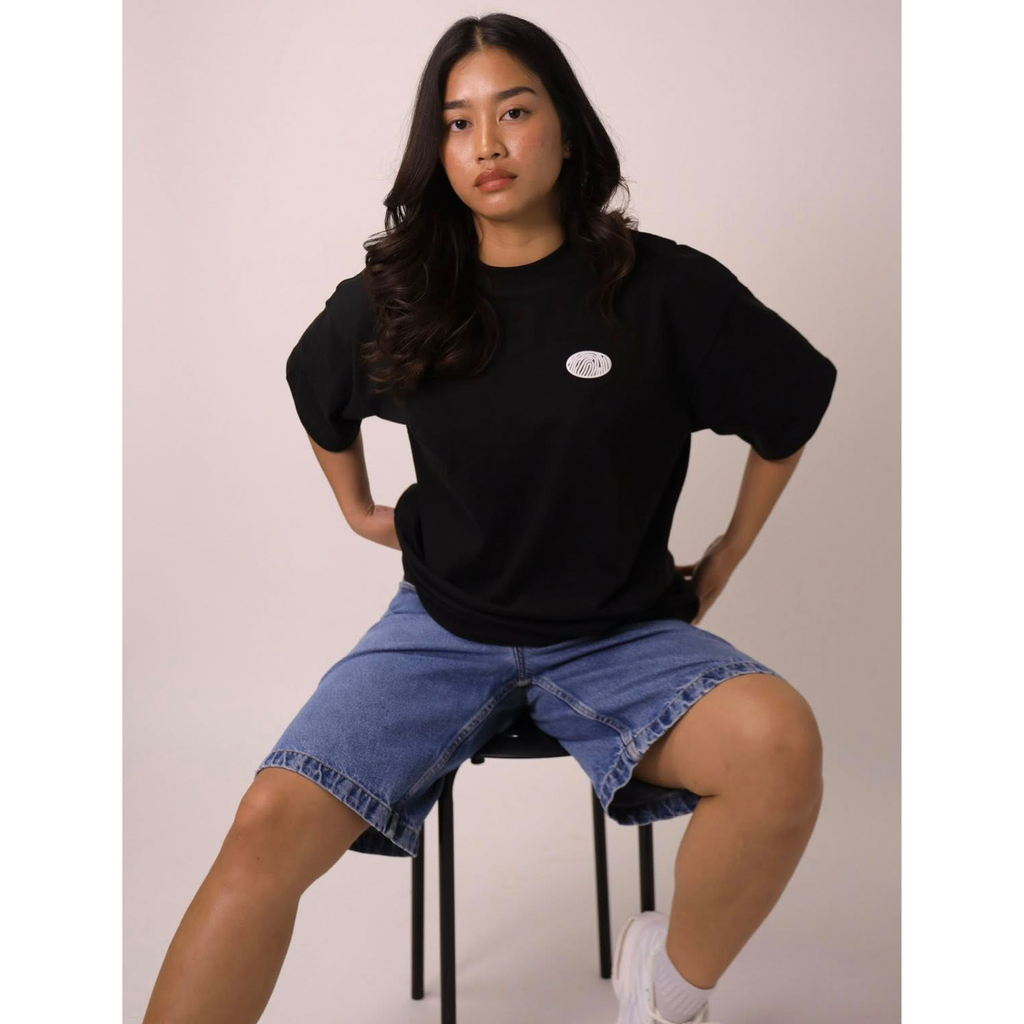 Classic la'HELEN Boxy Tee