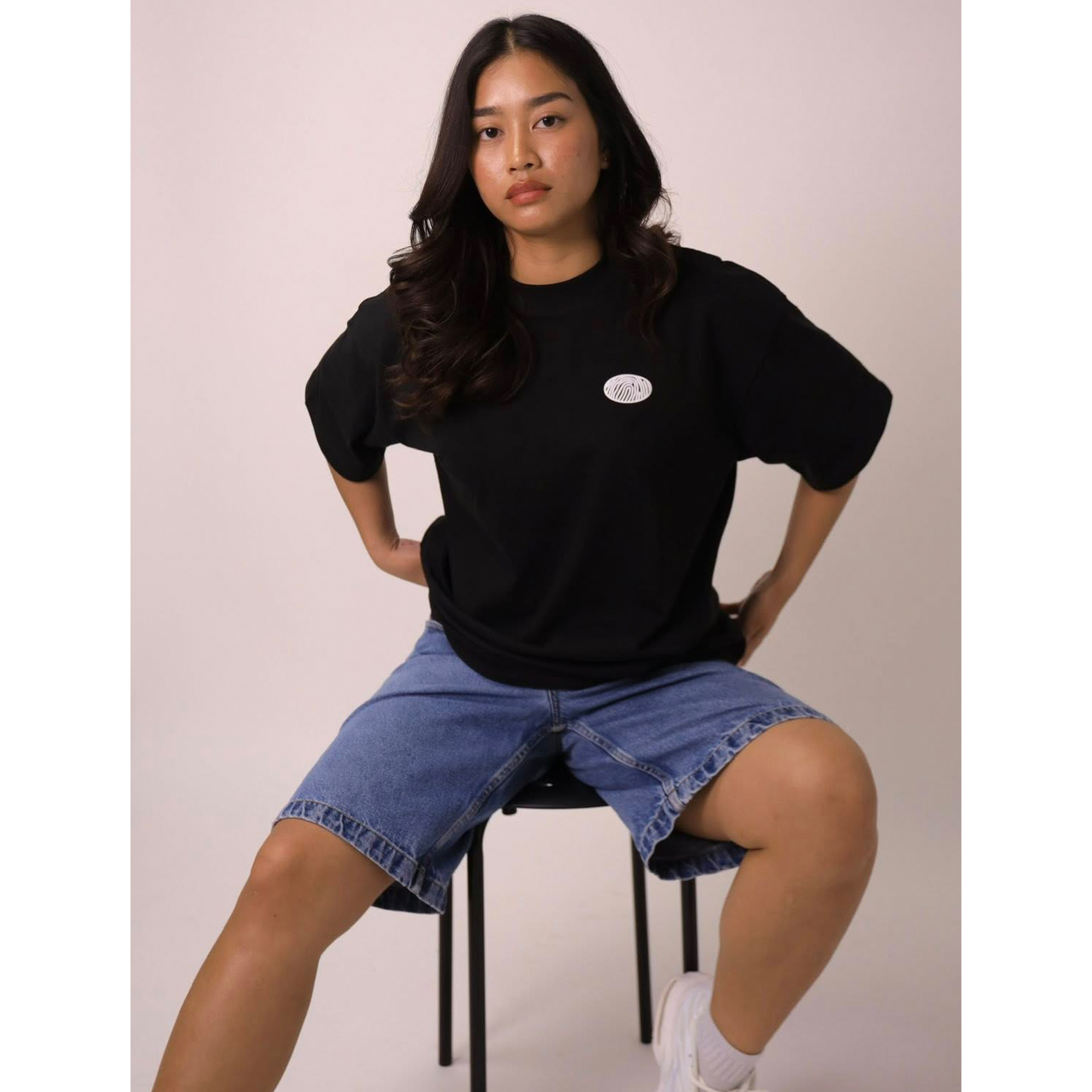 Classic la'HELEN Boxy Tee